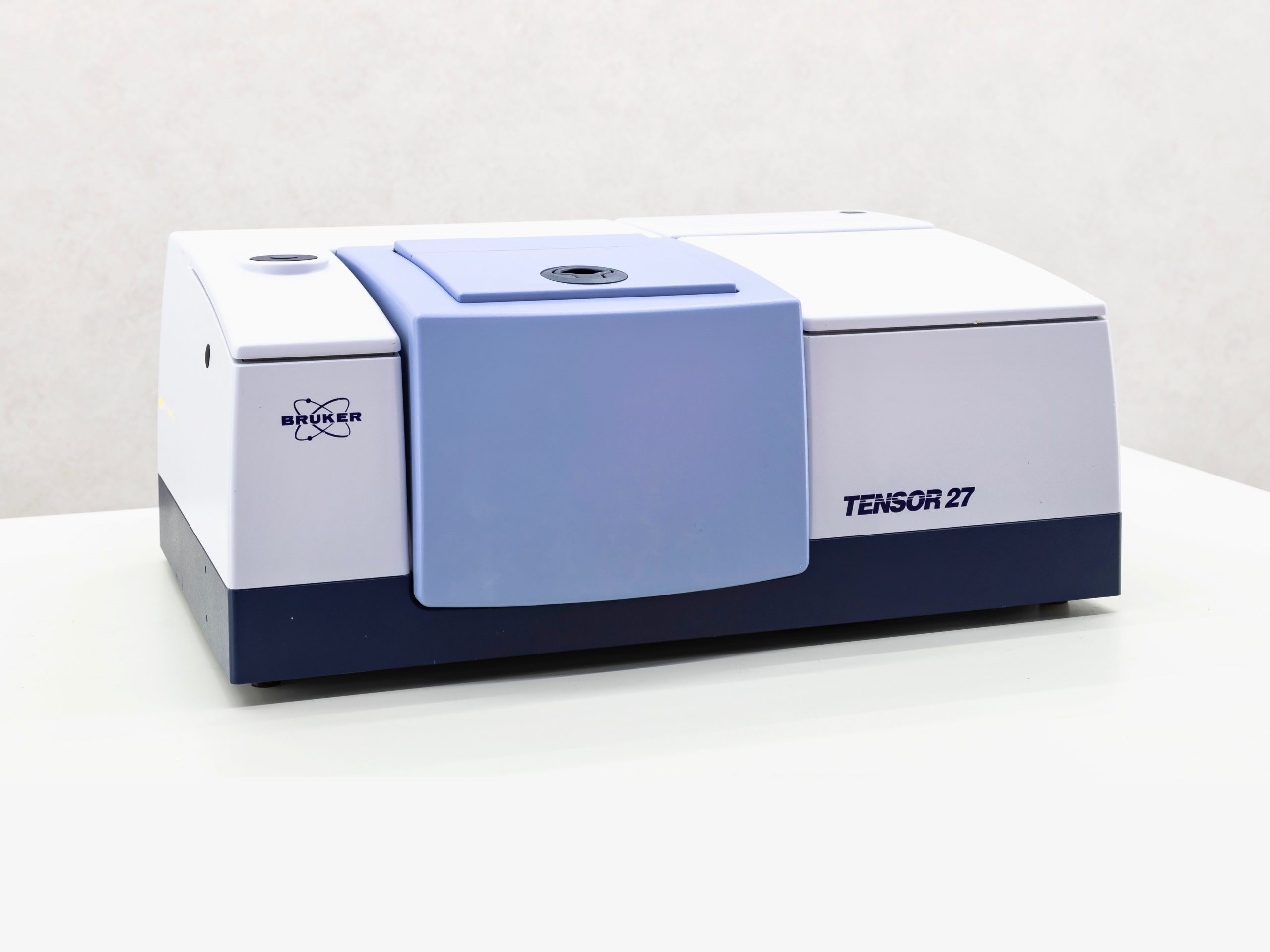 FTIR (Fourier Transform Infrared Spectrometer)